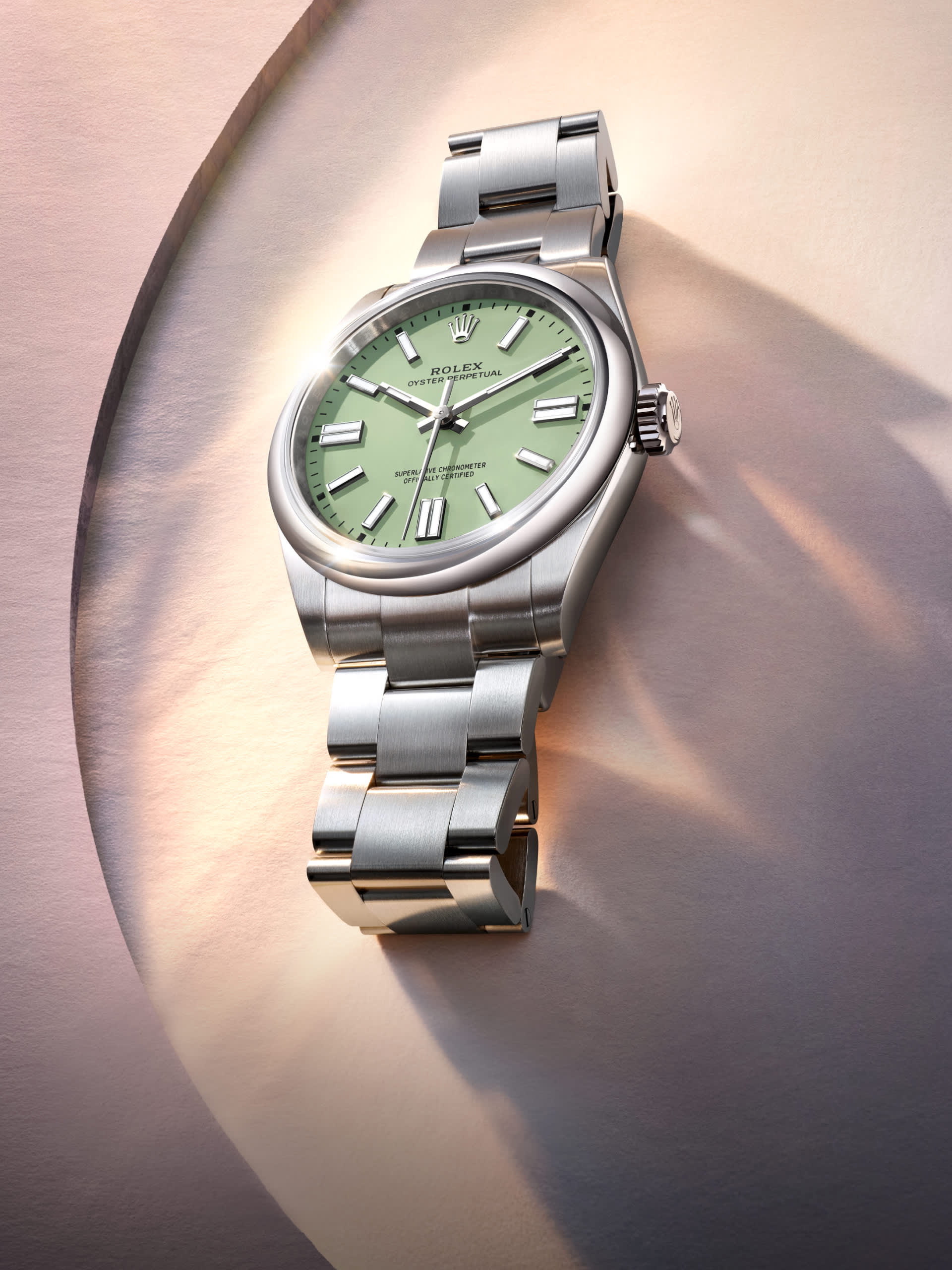 The new Rolex Oyster Perpetual - A fresh look | ロレックス®